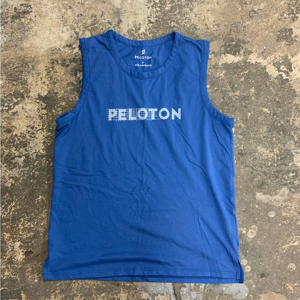 Women’s Peloton Studio Side Slit Blue tank top Small GUC - OBO